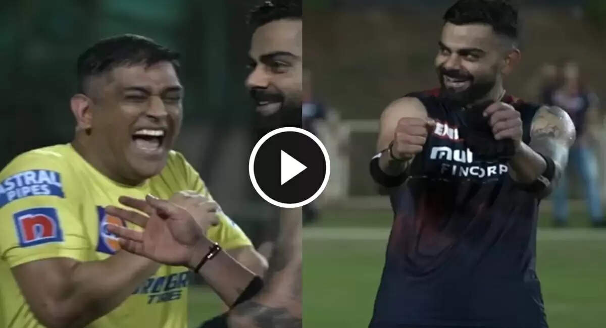 MS-Dhoni-with-Virat-Kohli-Heartwarming-Video-Viral