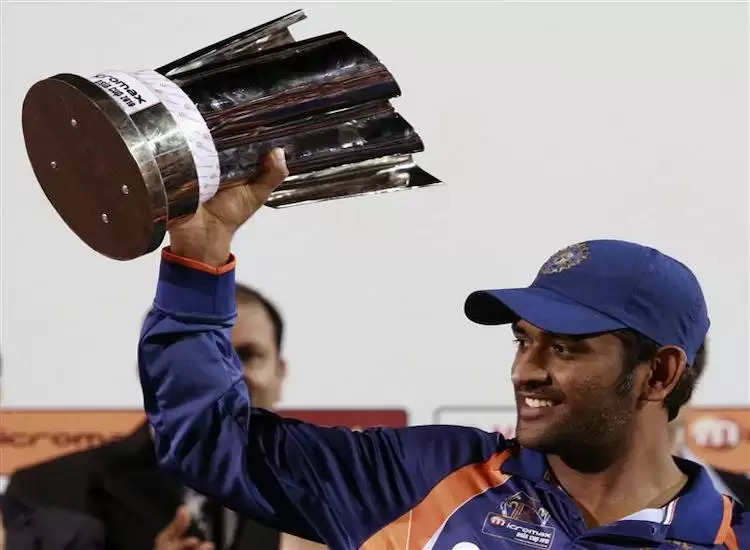 dhoni asia cup
